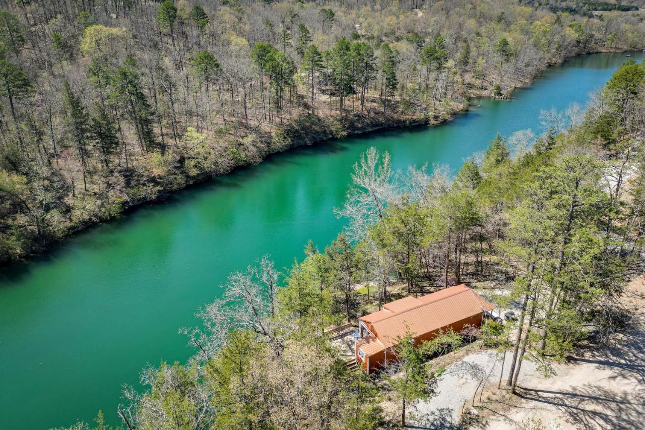 Cliffside Eureka Springs Cabin With Beaver Lake View 外观 照片