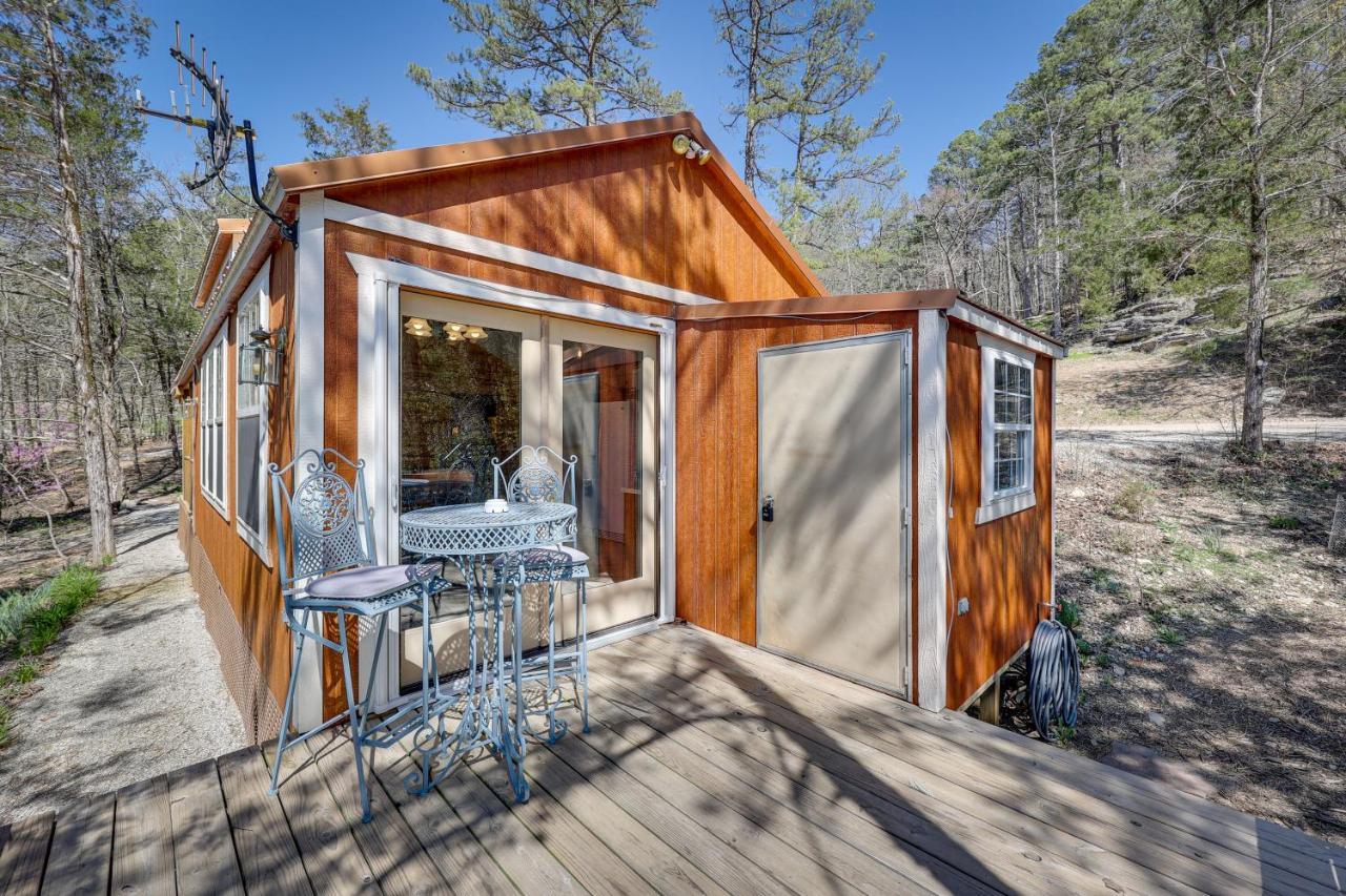Cliffside Eureka Springs Cabin With Beaver Lake View 外观 照片