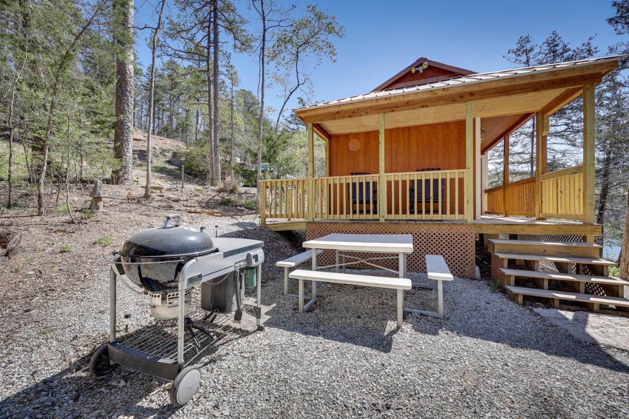 Cliffside Eureka Springs Cabin With Beaver Lake View 外观 照片